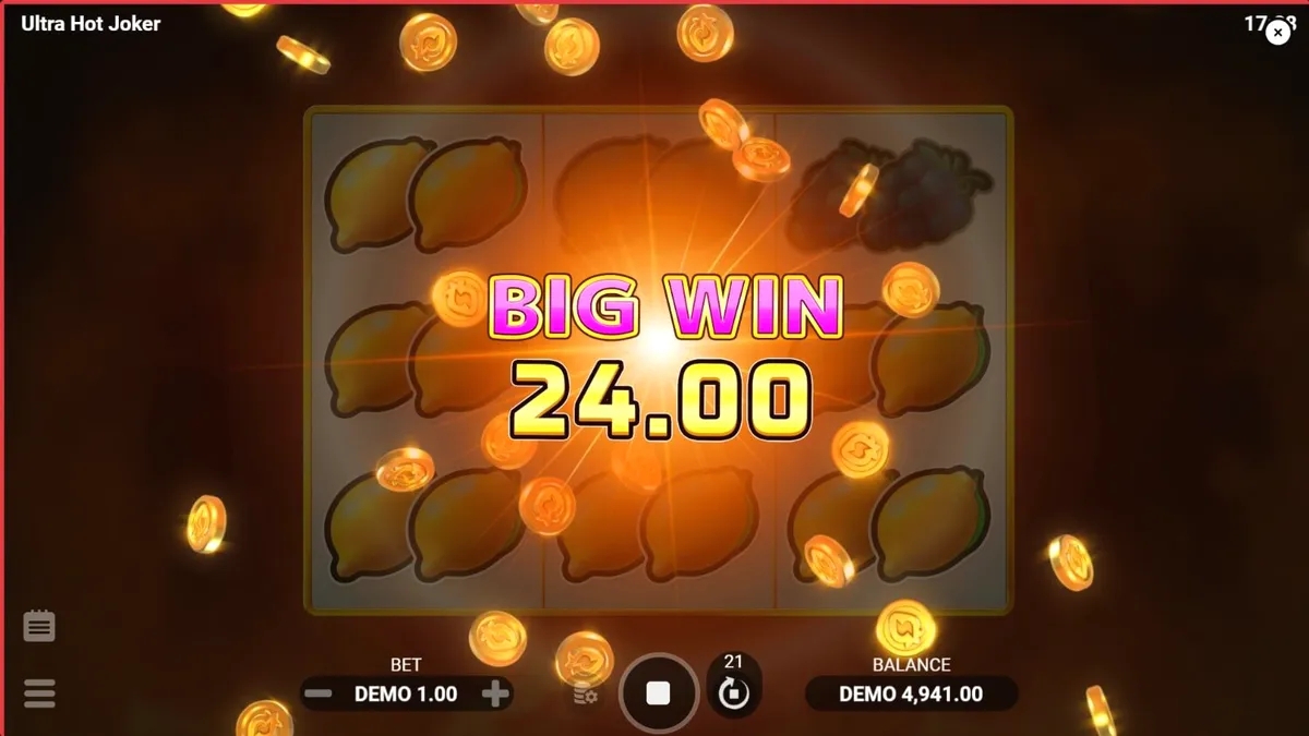 Tampilan visual slot Ultra Hot Joker dengan simbol buah klasik dan latar belakang api